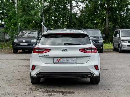 2021 Kia Ceed III, белый, 1479000 рублей, вид 4