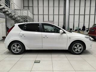 2009 Hyundai i30 I, белый, 480000 рублей, вид 4