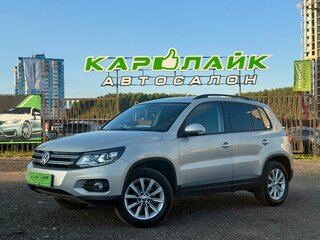 2016 Volkswagen Tiguan I Рестайлинг, серебристый, 1849000 рублей, вид 2