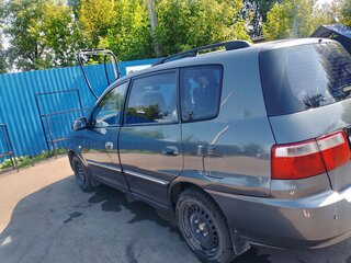 2004 Kia Carens I (RS) Рестайлинг, серый, 600000 рублей, вид 5