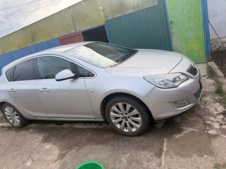 2012 Opel Astra J Рестайлинг, серый, 650000 рублей, вид 2