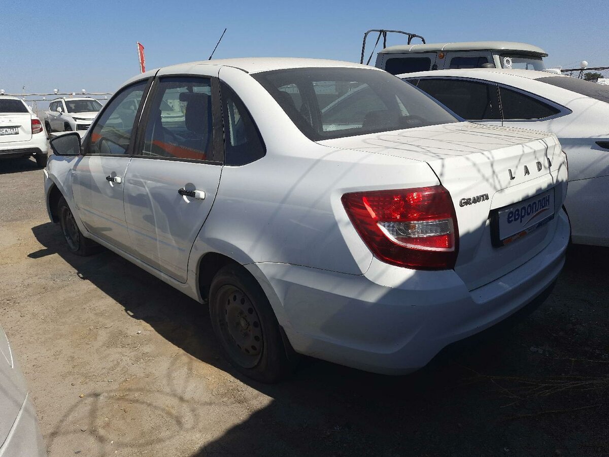 Открыть фотографии: Lada (ВАЗ) Granta I Рестайлинг