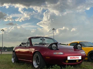 1990 Mazda Roadster I (NA), красный, 2050000 рублей, вид 5