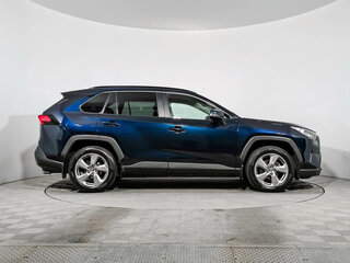 2019 Toyota RAV4 V (XA50), чёрный, 2490000 рублей, вид 4
