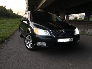 2011 Skoda Octavia II (A5) Рестайлинг, чёрный, 950000 рублей, вид 3