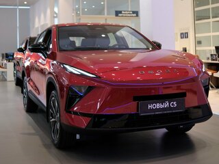 2026 Omoda C5 II, красный, 2399000 рублей, вид 1