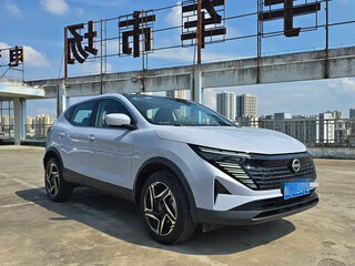2025 Nissan Qashqai II Рестайлинг 2, серебристый, 1960000 рублей, вид 3