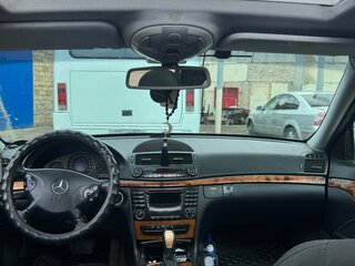 2002 Mercedes-Benz E-Класс 270 III (W211, S211), серебристый, 750000 рублей, вид 5