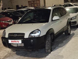 2004 Hyundai Tucson I, белый, 600000 рублей, вид 1