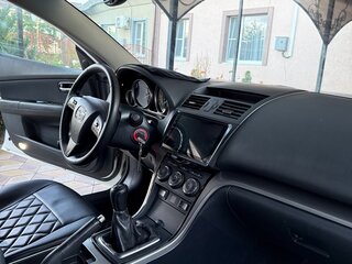 2011 Mazda 6 II (GH) Рестайлинг, белый, 1000000 рублей, вид 4
