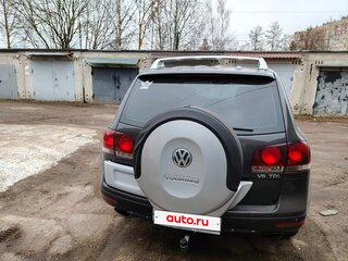 2007 Volkswagen Touareg I Рестайлинг, серый, 1290000 рублей, вид 1