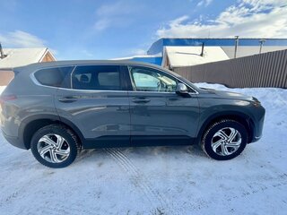 2021 Hyundai Santa Fe IV Рестайлинг, серый, 2600000 рублей, вид 4
