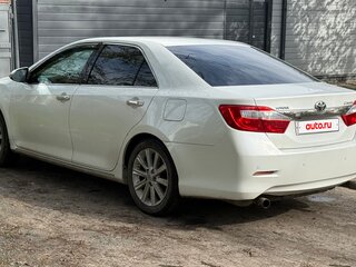 2014 Toyota Camry VII (XV50), белый, 1700000 рублей, вид 4