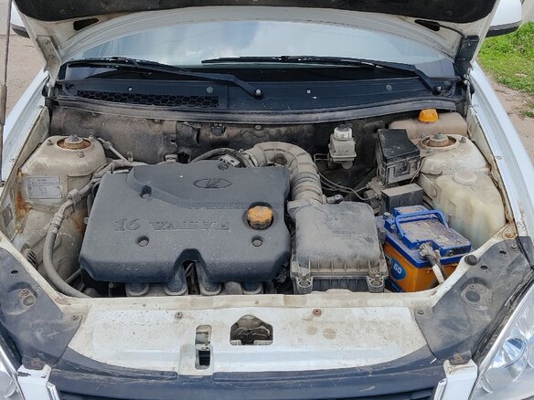 2011 Lada (ВАЗ) Priora I, белый, 300000 рублей - вид 22