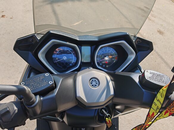 2015 Yamaha XMAX, серебристый, 535000 рублей - вид 5
