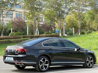 2023 Volkswagen Magotan B8 Рестайлинг, чёрный, 1745000 рублей, вид 4