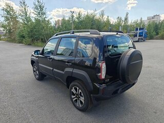2026 Lada (ВАЗ) Niva Travel I Рестайлинг, чёрный, 1699830 рублей, вид 5