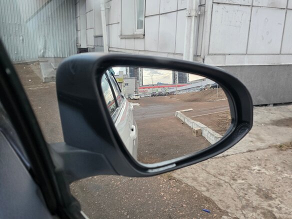 2018 Toyota Vitz III (XP130) Рестайлинг 2, белый, 900000 рублей - вид 24