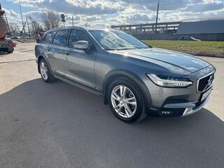 2017 Volvo V90 Cross Country I, серебристый, 2845000 рублей, вид 2