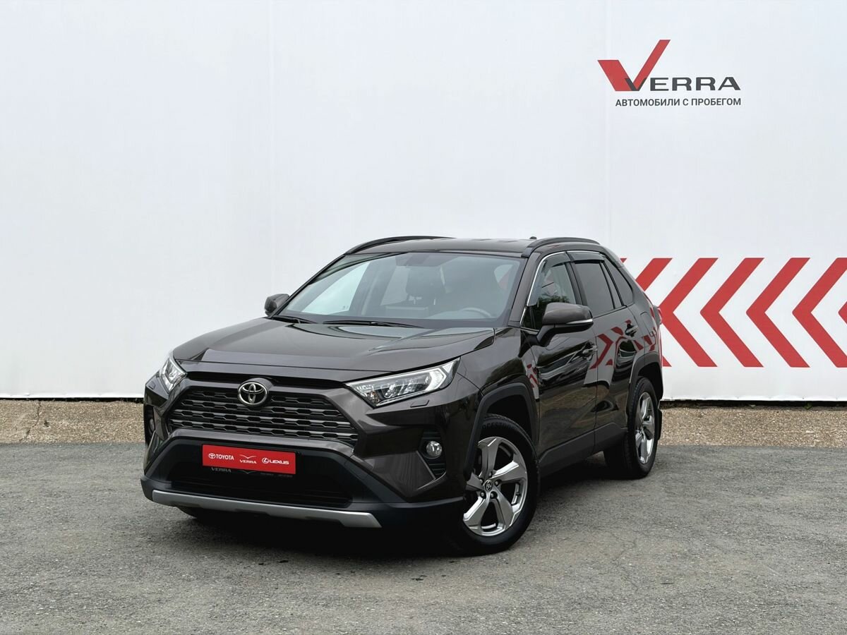Открыть фотографии: Toyota RAV4 V (XA50)