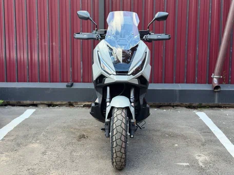 2026 Honda X-ADV, серебристый, 1550000 рублей, вид 3