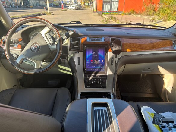 2012 Cadillac Escalade III, чёрный, 3375000 рублей - вид 9