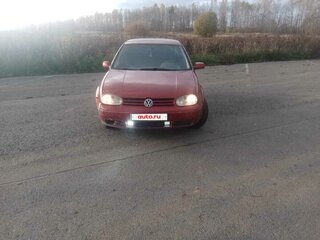 1998 Volkswagen Golf IV, красный, 150000 рублей, вид 3