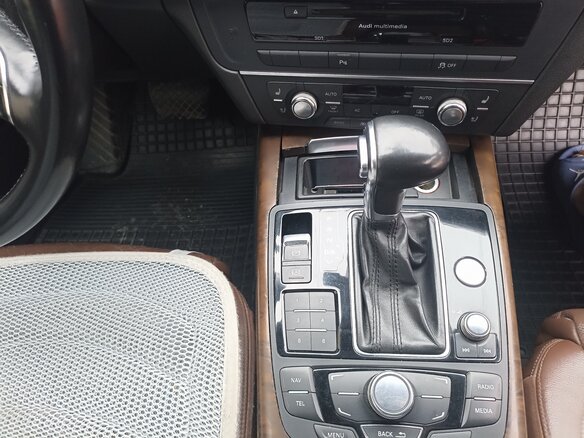 2011 Audi A6 IV (C7), белый, 1550000 рублей - вид 6