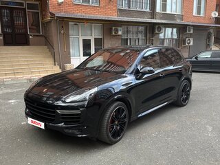 2016 Porsche Cayenne GTS II Рестайлинг (958), чёрный, 4850000 рублей, вид 4