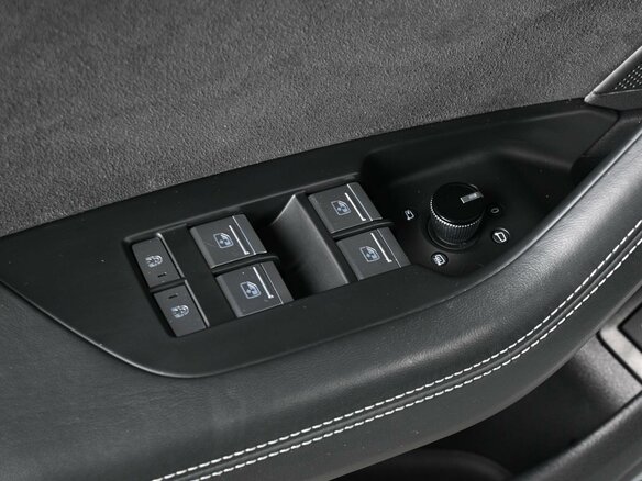2021 Audi A7 55 TFSI II (4K), белый, 6599000 рублей - вид 23