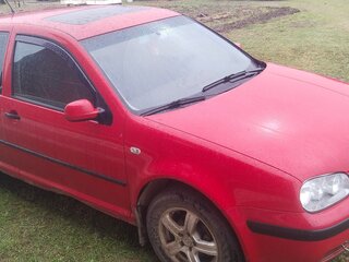 2002 Volkswagen Golf IV, красный, 300000 рублей, вид 1