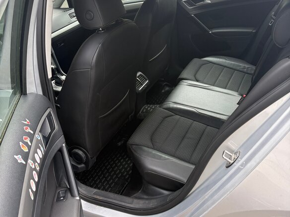 2014 Volkswagen Golf VII, серебристый, 1000000 рублей - вид 7