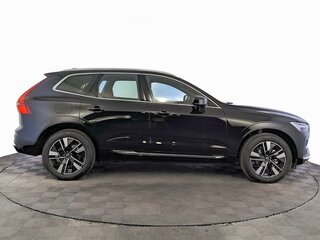 2025 Volvo XC60 II Рестайлинг 2, чёрный, 6300000 рублей, вид 4