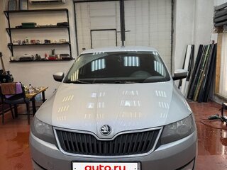 2017 Skoda Rapid I, серебристый, 950000 рублей, вид 4