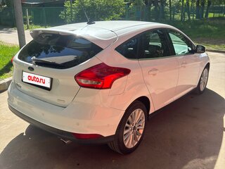 2017 Ford Focus III Рестайлинг, белый, 1050000 рублей, вид 4