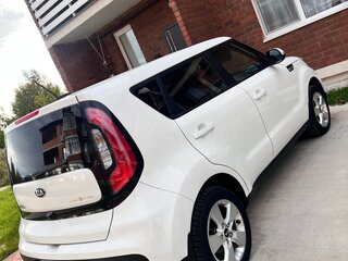 2018 Kia Soul II Рестайлинг, белый, 1200000 рублей, вид 4
