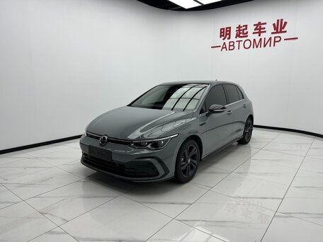 Volkswagen Golf VIII