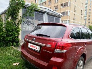 2011 Subaru Outback IV, красный, 1500000 рублей, вид 3