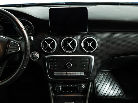 2016 Mercedes-Benz A-Класс 180 III (W176) Рестайлинг, голубой - вид 13