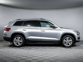 2018 Skoda Kodiaq I, серебристый, 2690000 рублей, вид 4