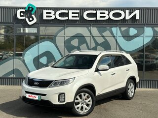2013 Kia Sorento II Рестайлинг, белый, 1677000 рублей, вид 1