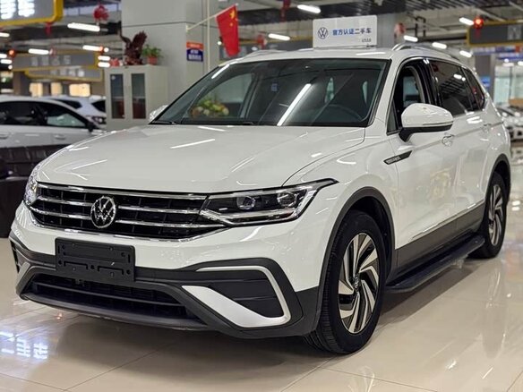 2023 Volkswagen Tiguan II Рестайлинг, белый, 2430000 рублей