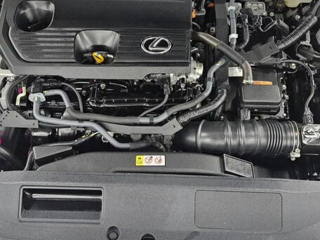 2024 Lexus ES 200 VII Рестайлинг, белый, 3235000 рублей, вид 5