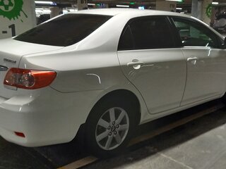2013 Toyota Corolla X (E140, E150) Рестайлинг, белый, 1190000 рублей, вид 5