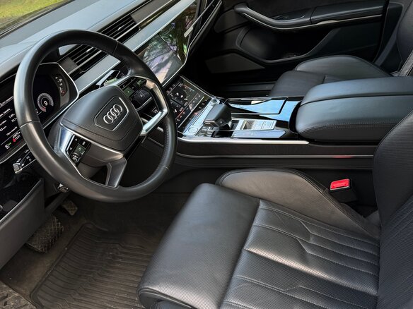 2018 Audi A8 Long 60 TFSI IV (D5), чёрный - вид 14