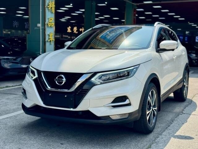 Открыть фотографии: Nissan Qashqai II Рестайлинг