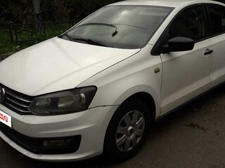 2017 Volkswagen Polo V Рестайлинг, белый, 440000 рублей, вид 1