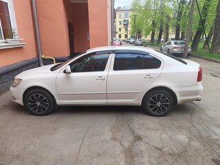2012 Skoda Octavia II (A5) Рестайлинг, белый, 775000 рублей, вид 2