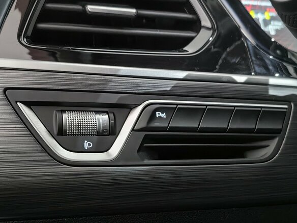 2022 Geely Tugella I, красный, 2555000 рублей - вид 20