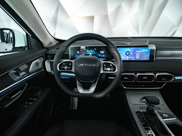 2026 Jetour X70+ I Рестайлинг, белый - вид 6